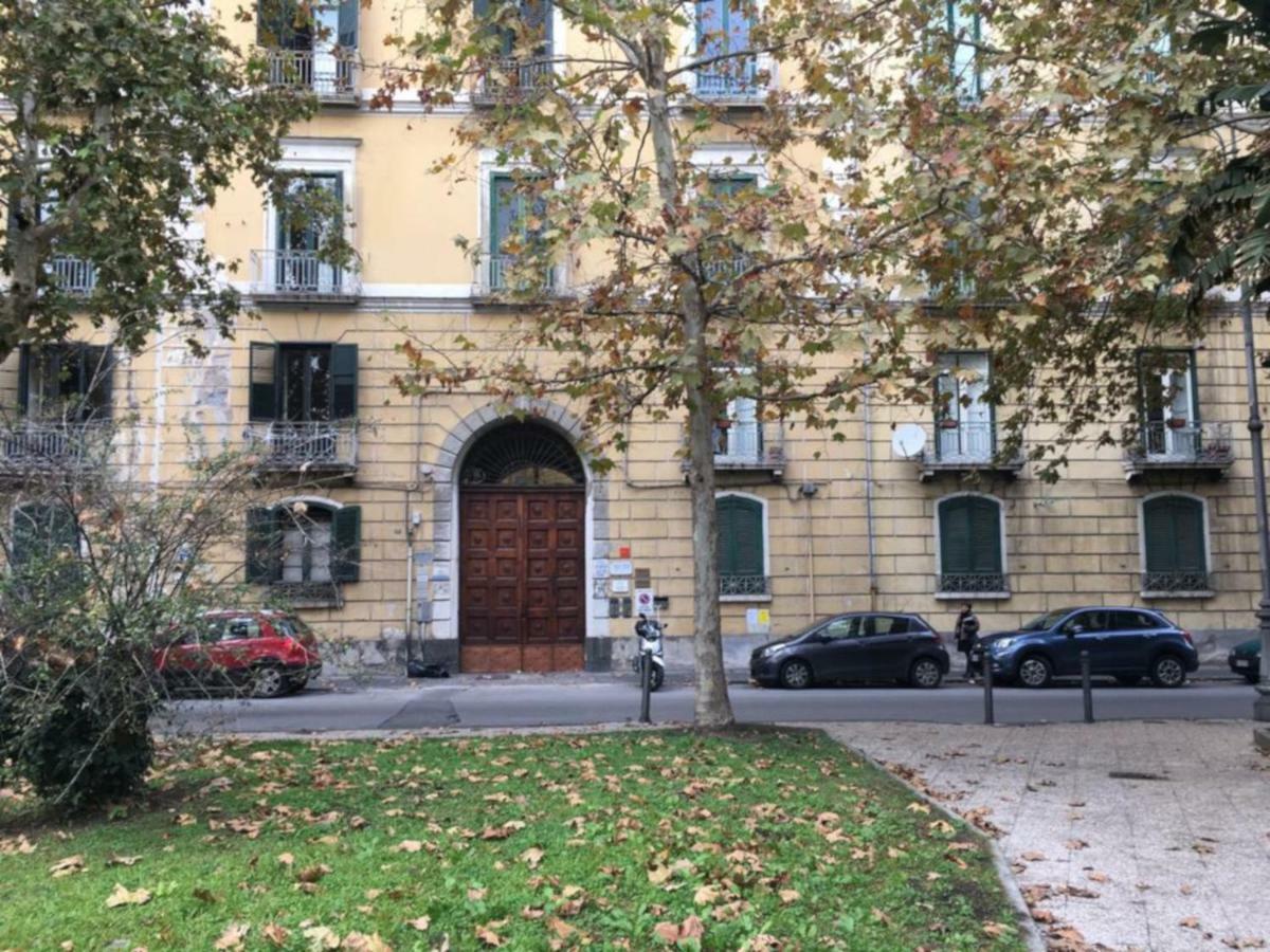 Nonna Vittoria Apartment Salerno Zewnętrze zdjęcie