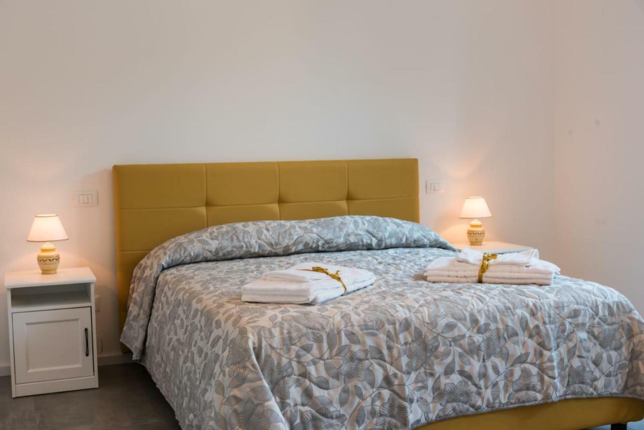 Nonna Vittoria Apartment Salerno Zewnętrze zdjęcie