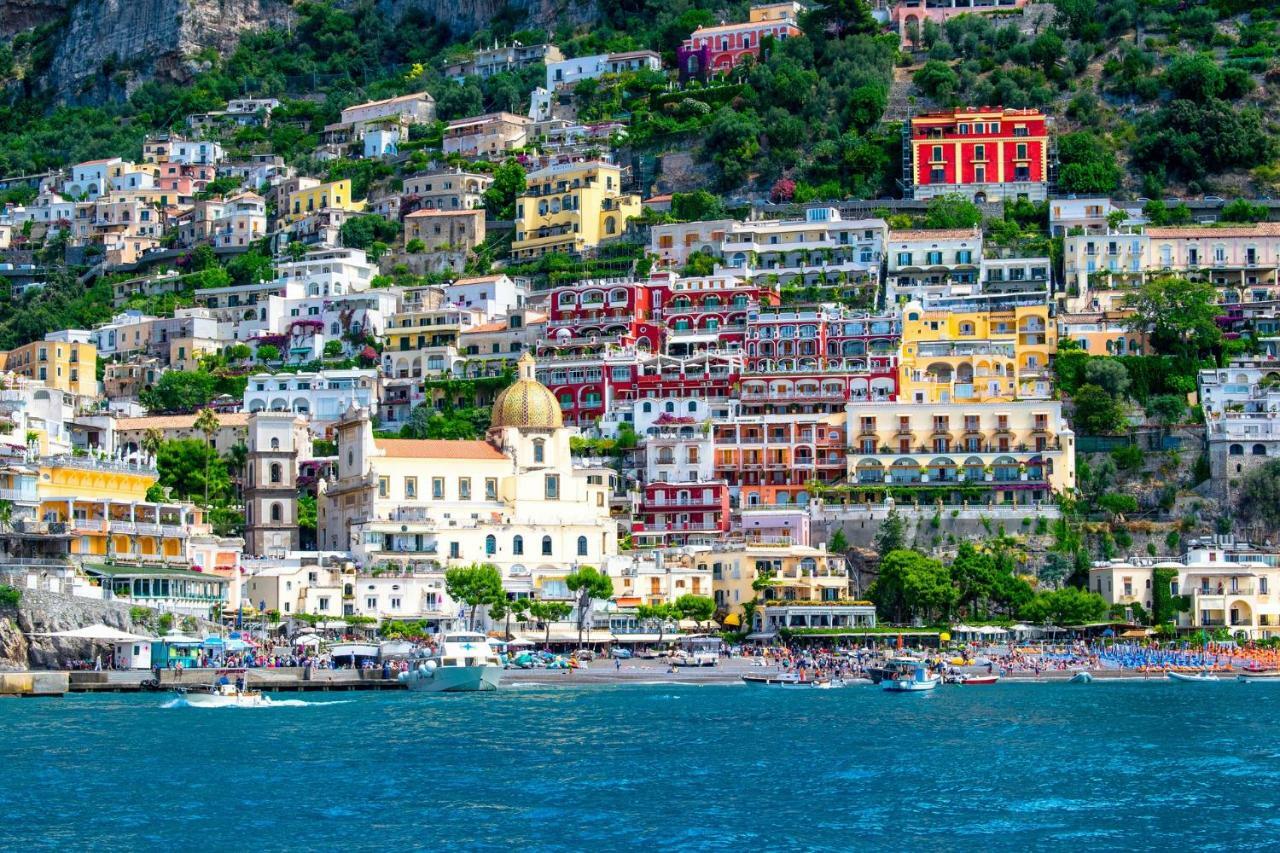 Nonna Vittoria Apartment Salerno Zewnętrze zdjęcie